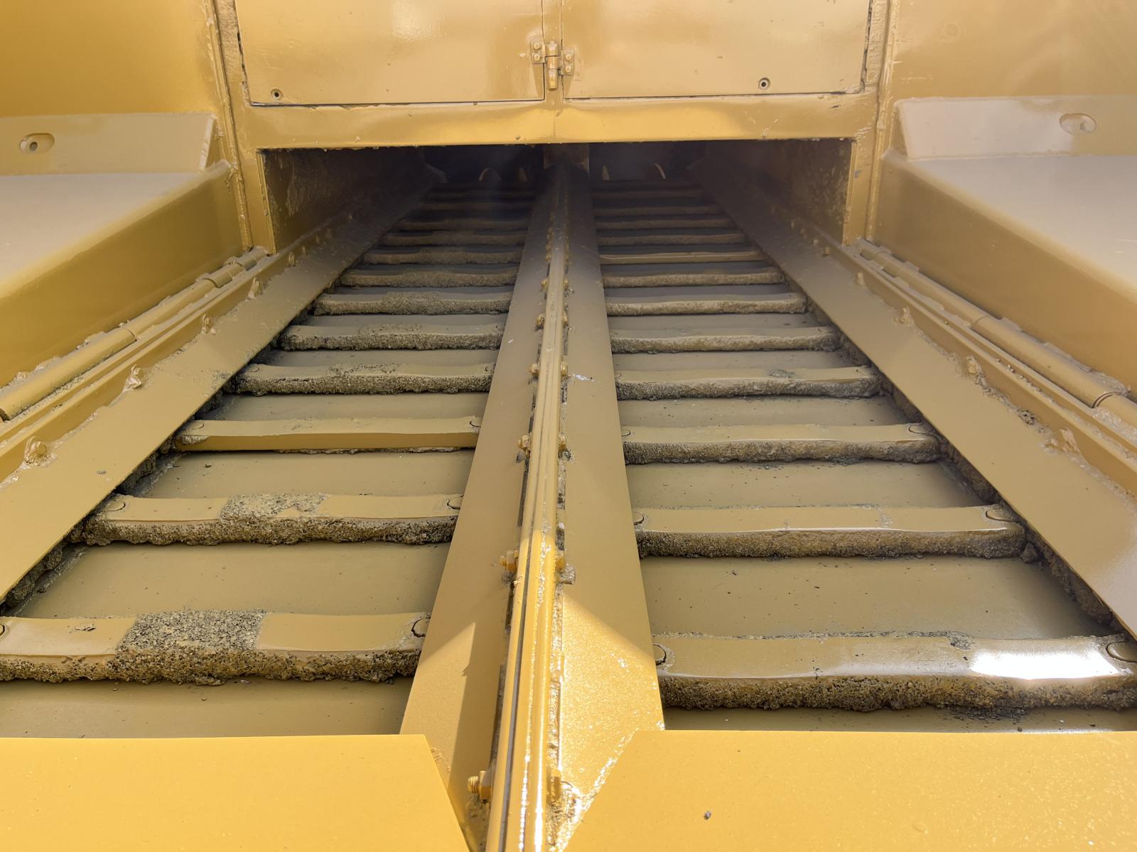 ./imagenes/INVOICE/2019/17939/CATERPILLAR AP1000D (9).JPG